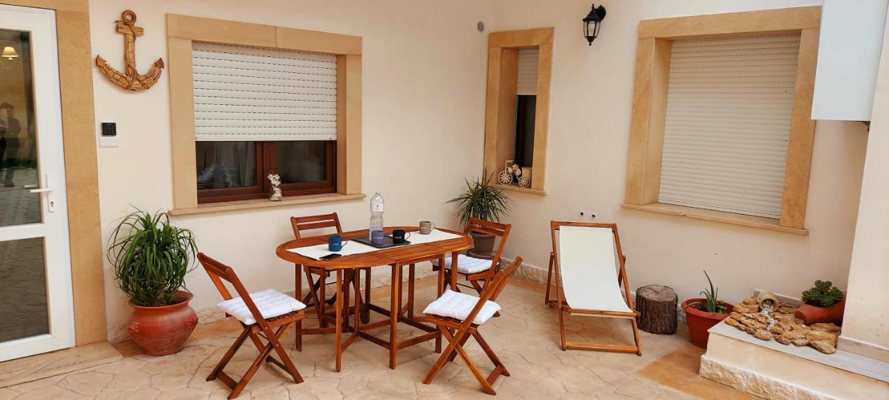Casa Parisi